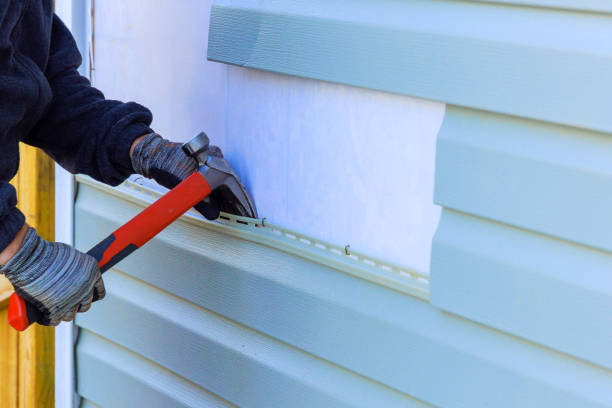 Reliable Siding Repair contractor in Newark, TX by Creative Siding